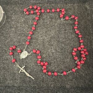 catholic rosary & Case from italy Souvenir Vatican City Pope Francis Red Silver